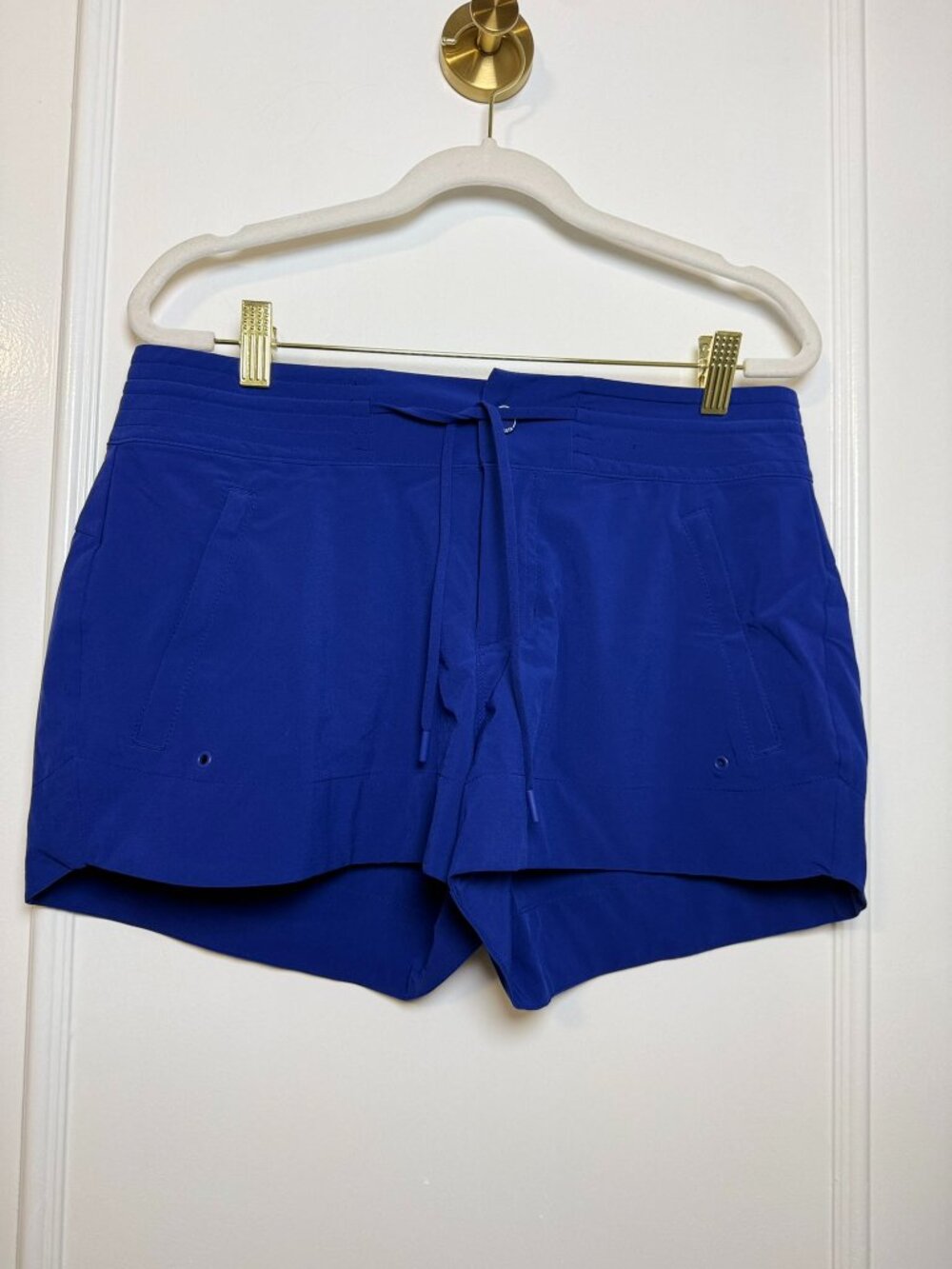 Athleta Royal Blue Performance Hiking Shorts Size 6
